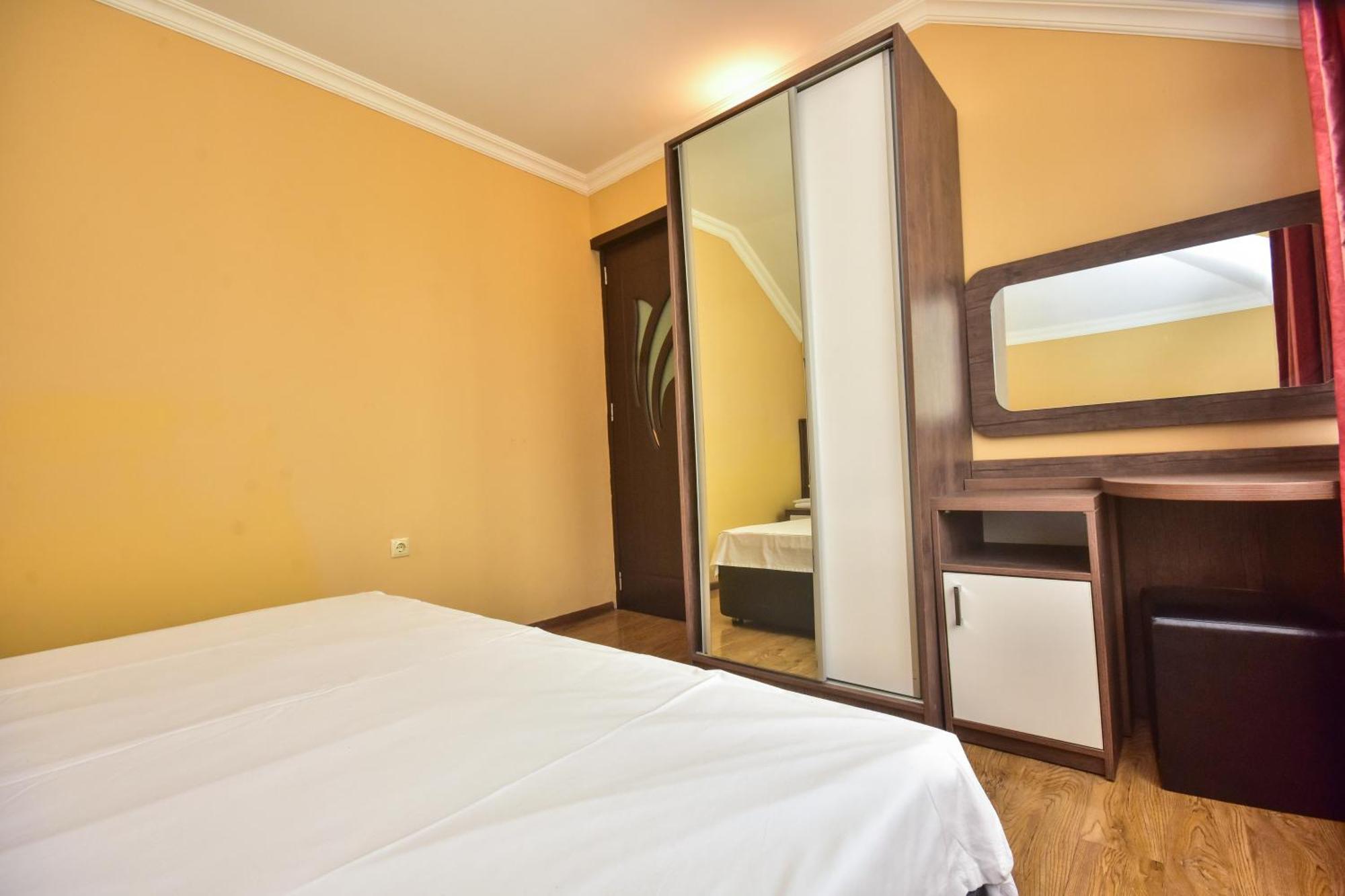 Family Apartments In Batum Dış mekan fotoğraf
